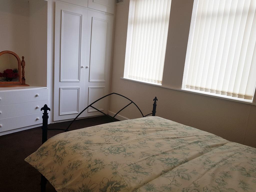 Blackpoolholidaylets Vicarage Lane ภายนอก รูปภาพ